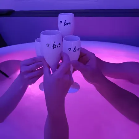 Et Au Secret Du Bonheur Love hôtel *