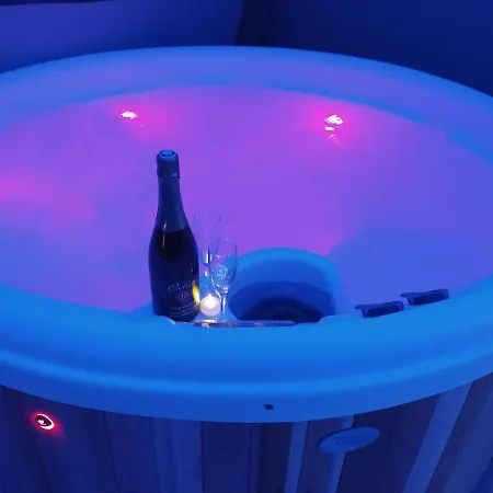 Love hotel Gite Et Spa Au Secret Du Bonheur Pouilly-sur-Serre
