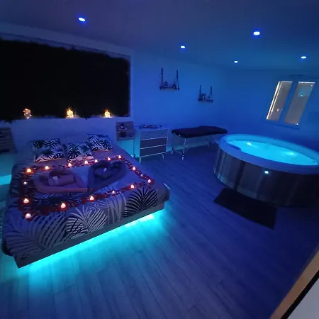 Love hotel Gite Et Spa Au Secret Du Bonheur *